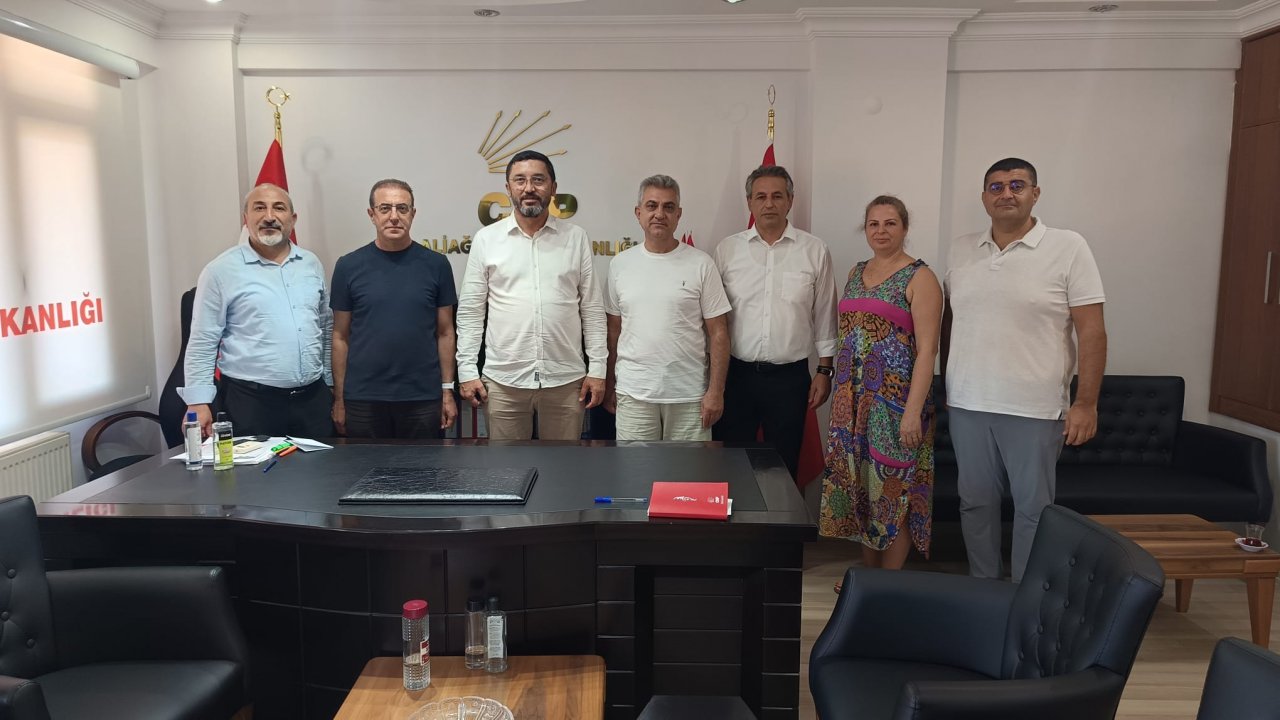 CHP Aliağa'da Devir Teslim Gerçekleştirildi